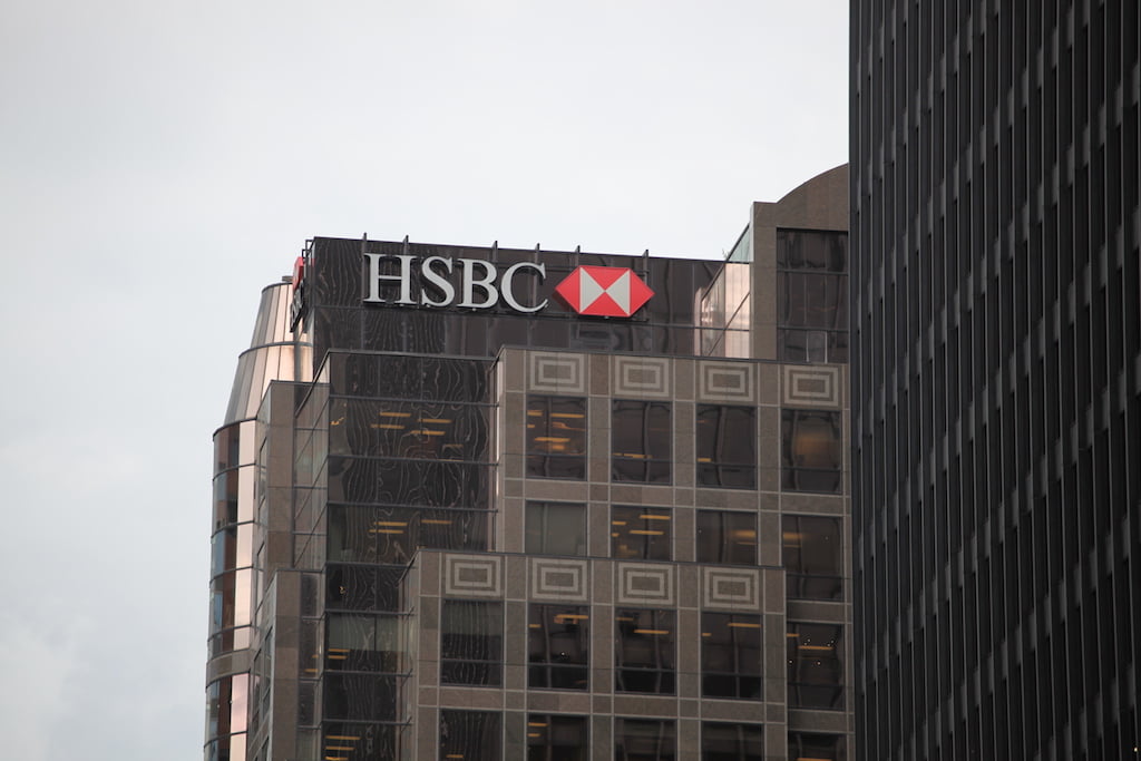 HSBC من أفضل 10 بنوك في كندا