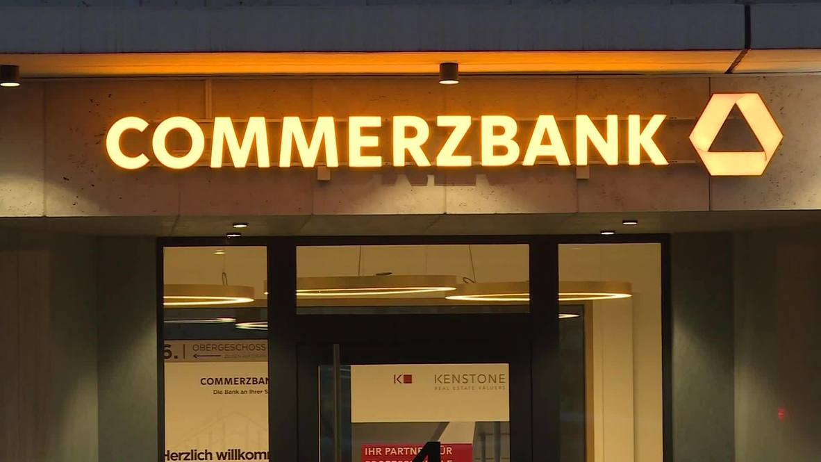 كوميرز بنك أفضل 10 بنوك في ألمانيا