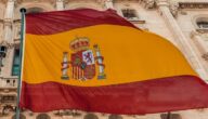 الاستثمار في بنوك إسبانيا أفضل البنوك الإسبانية للاستثمار