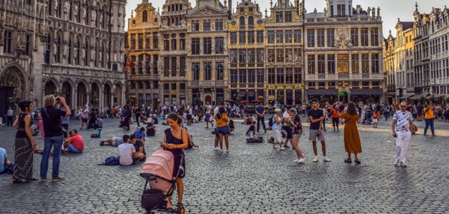 الإقامة في بلجيكا من خلال شراء عقار معلومات كاملة عن الإقامة العقارية في بلجيكا